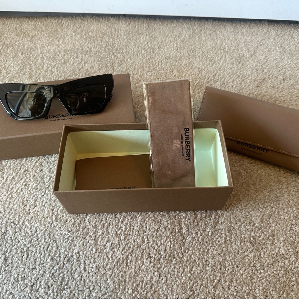Burberry Black Sunglasses